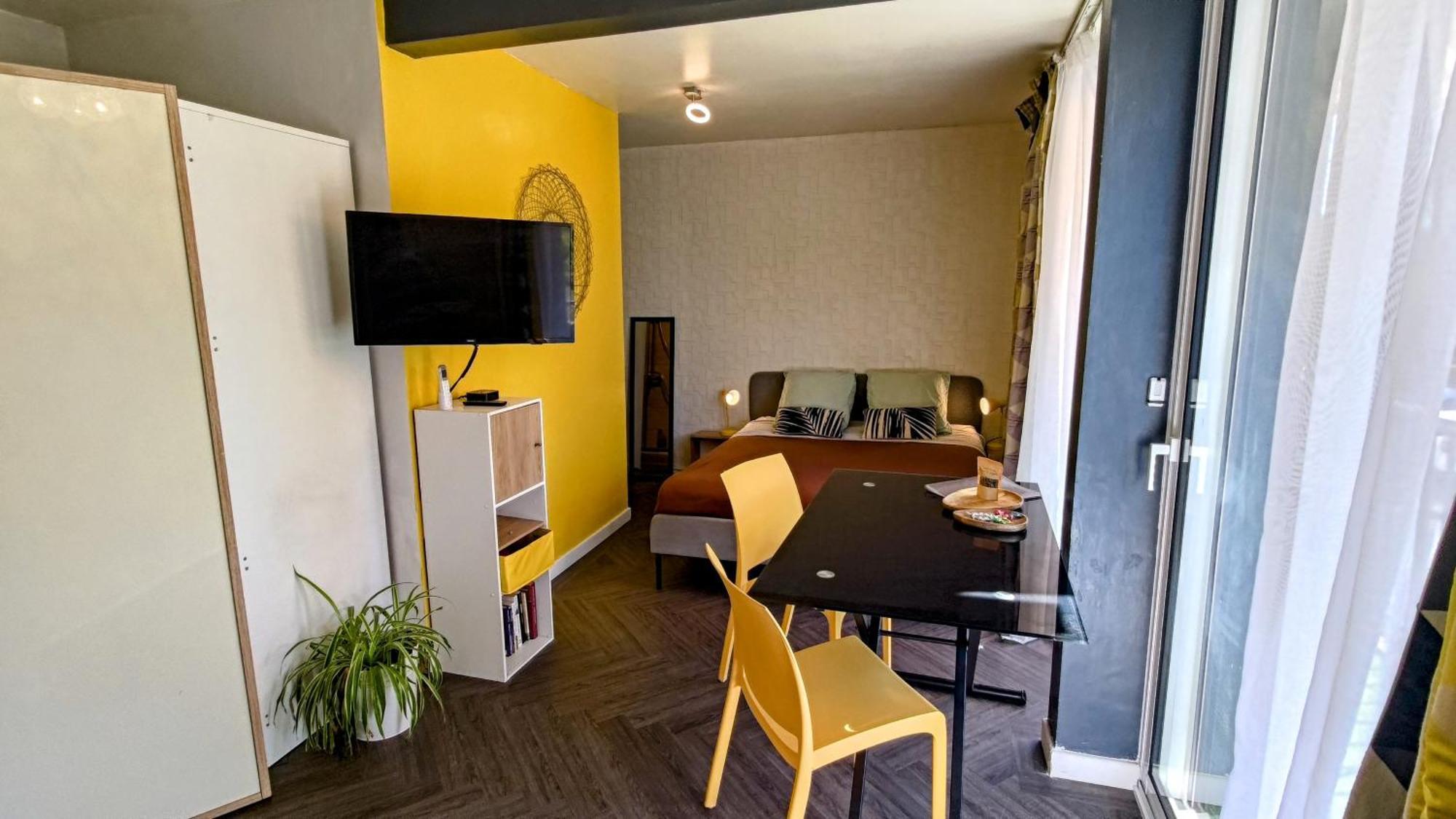 Studio Soleil Et Verdure - Montpellier Celleneuve Екстер'єр фото